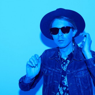 Segon single de Beck Segon single de Beck