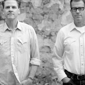 Calexico uneixen forces amb Band Of Horses Calexico uneixen forces amb Band Of Horses